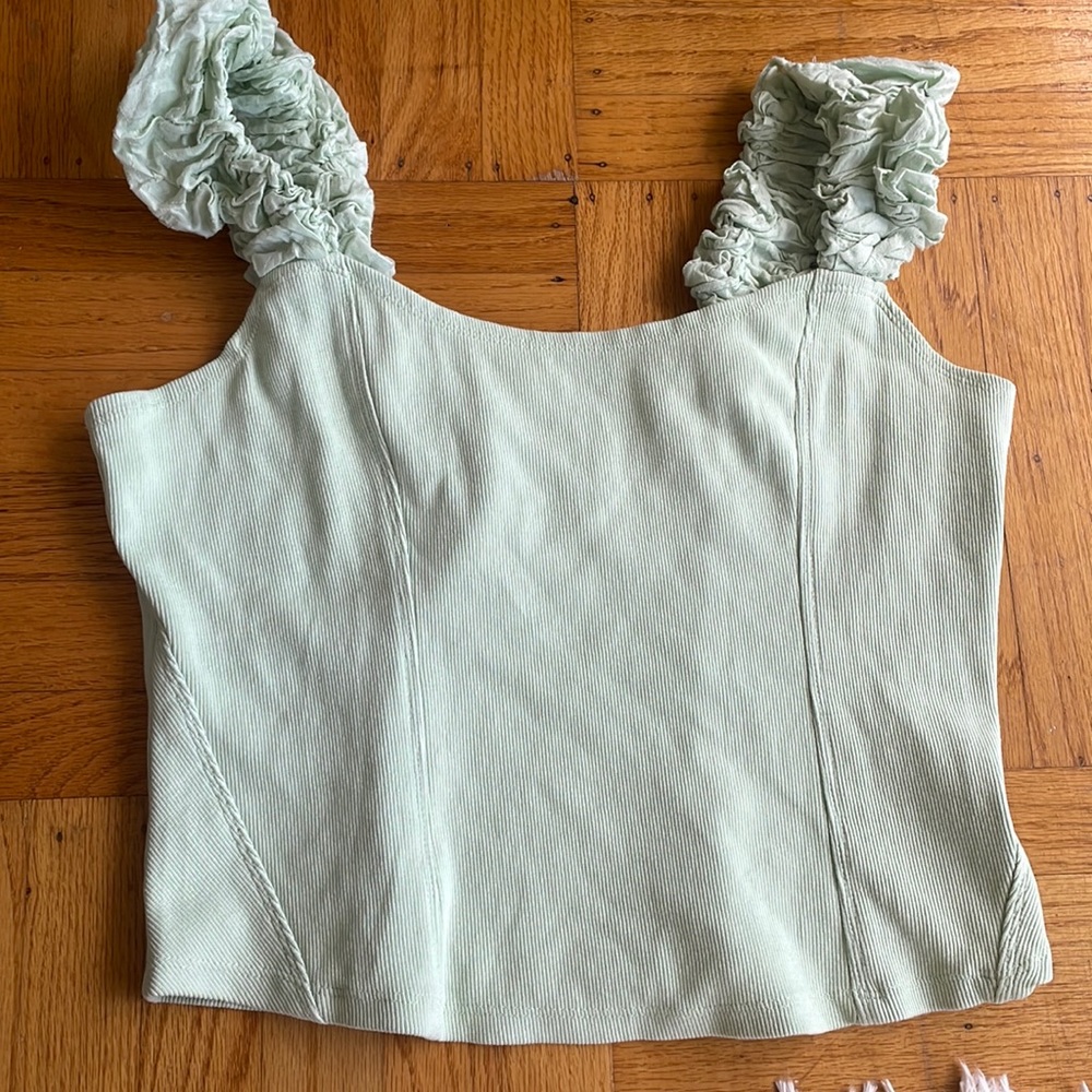 Anthropology sage green tank top with cute sleeves L/XL